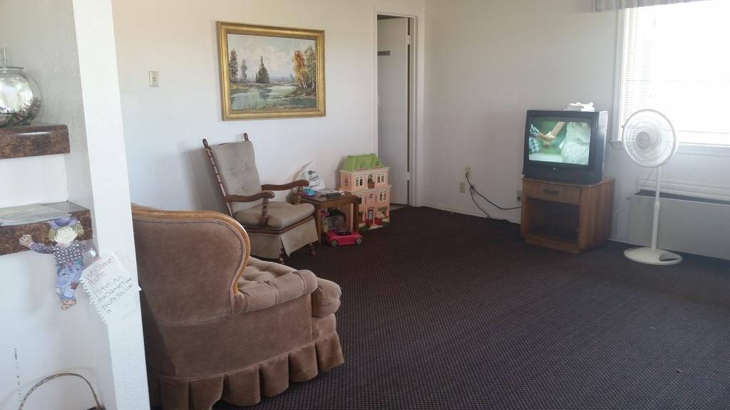 Lake Eufaula Inn & Suites Checotah Экстерьер фото