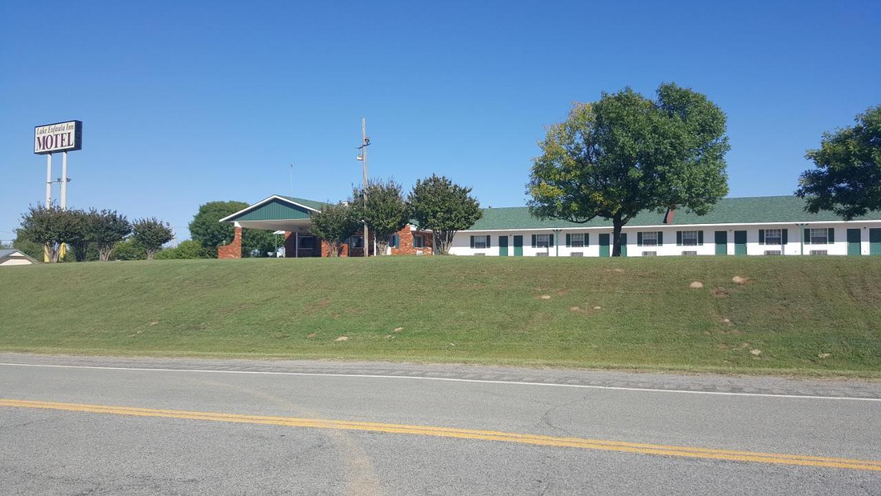 Lake Eufaula Inn & Suites Checotah Экстерьер фото